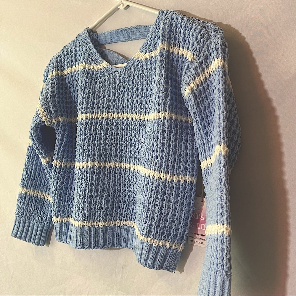 Girls cozy blue and white sweater by Star & Lily - size M (10-12) New With Tags